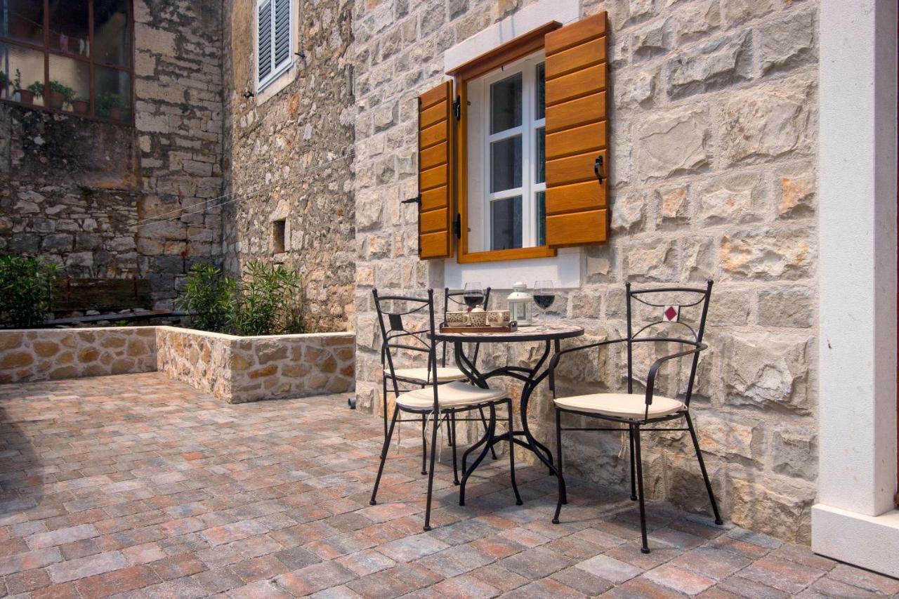 Villa House Tia Vrboska Esterno foto