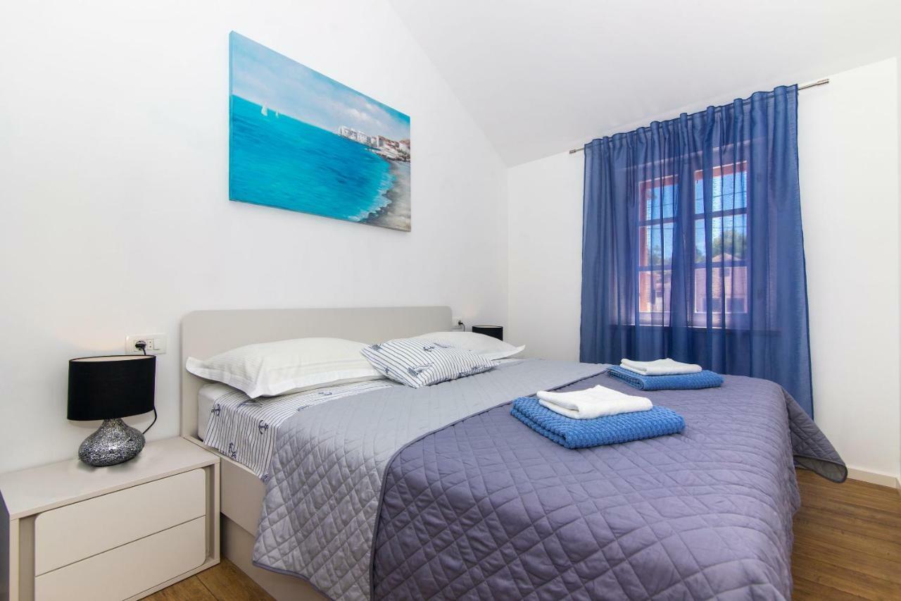 Villa House Tia Vrboska Esterno foto